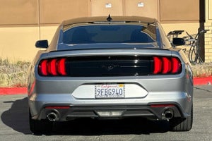 2022 Ford Mustang EcoBoost coupe
